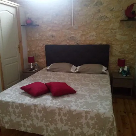 La Mirabelle * Montazeau