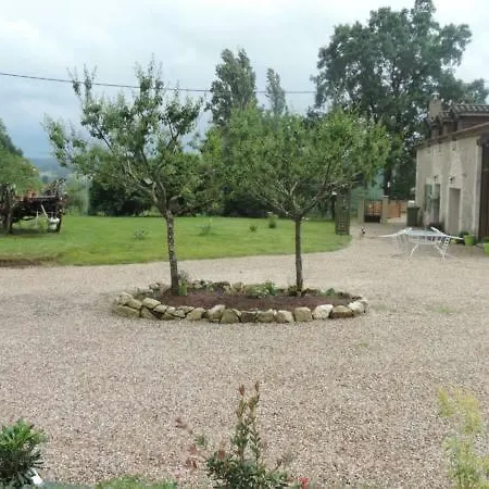 بيت للعطل La Mirabelle Montazeau