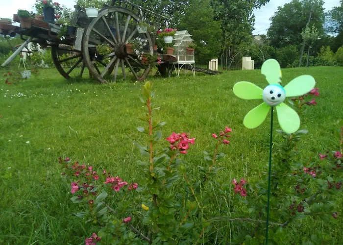 La Mirabelle بيت للعطل Montazeau